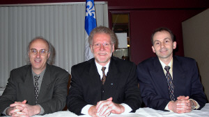 Roger Bertand, en compagnie de messieurs Beausjour et Jean, reprsentants de Tembec